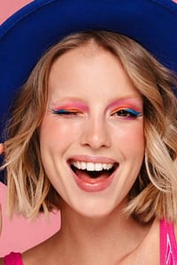 Shadows in Pink and Blue For Vibrant Makeup